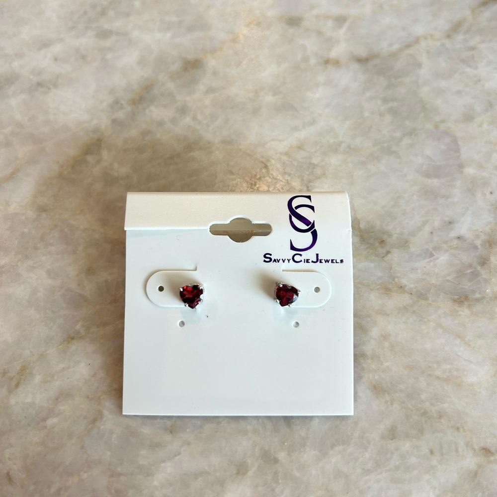 NWT Red Heart Stud Earrings!!!❤️❤️